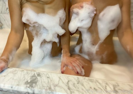 black onlyfans free photos