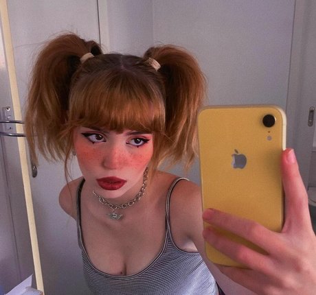 Mia Rodriguez erotic pornstar pics