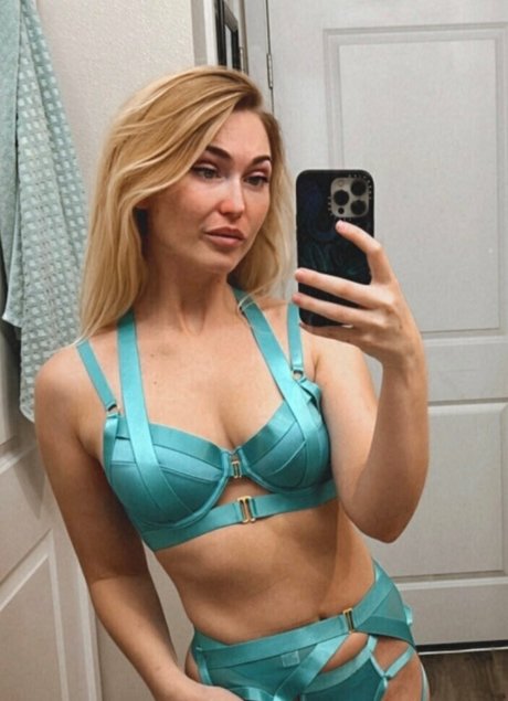 Ashton Birdie Profile photo