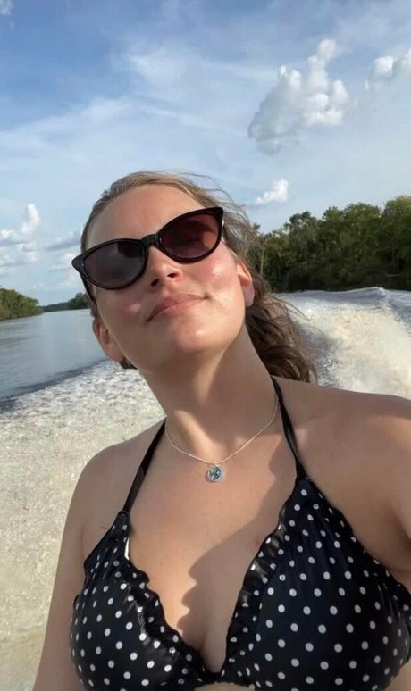 cuckold feet onlyfans pretty images