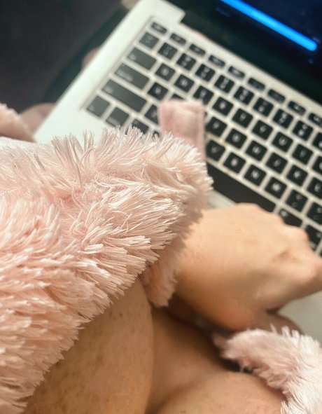 Tamarasuethorne star erotic picture