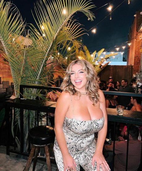 blonde secretary onlyfans best img