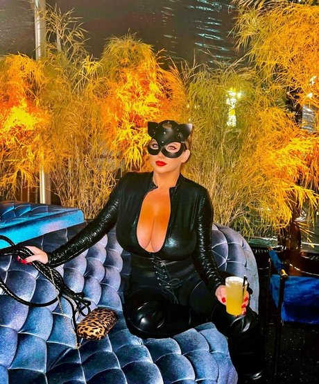 office milf onlyfans hd photos