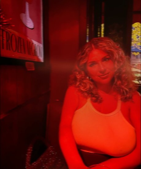 Alex Gervasi model top pictures