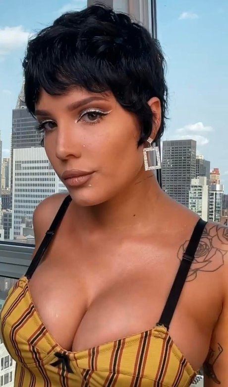 Halsey pornographic actress gallery