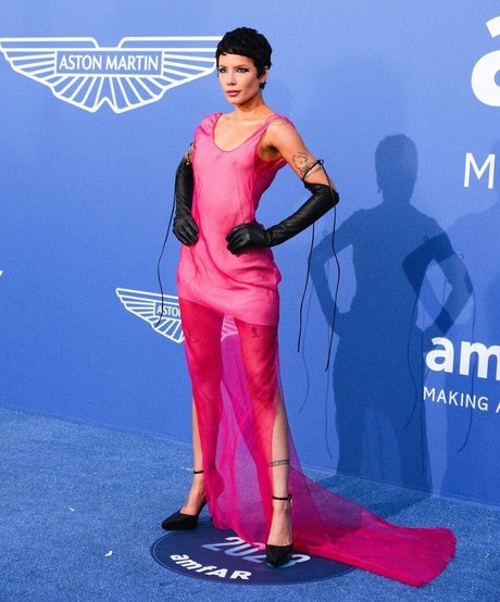 Halsey free star photo