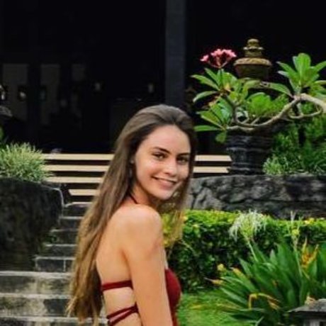 Jordan McEwen model best photo