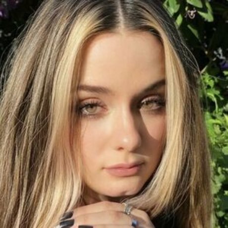 Ailincia perfect pornstar galleries