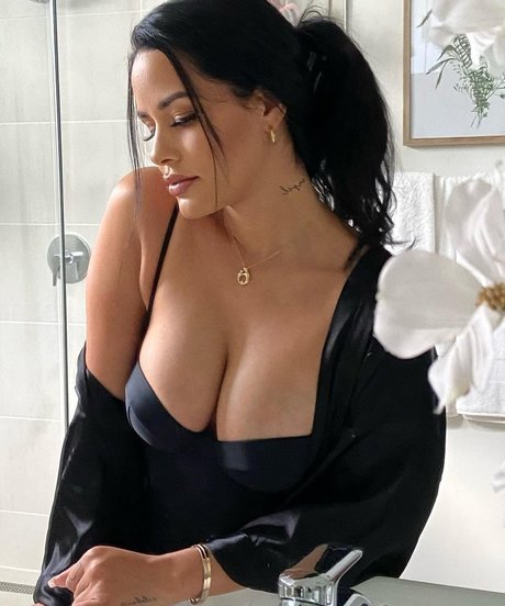 squirt teen onlyfans free naked images