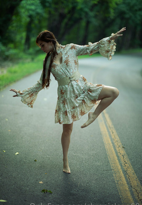 pink hair onlyfans pretty pictures