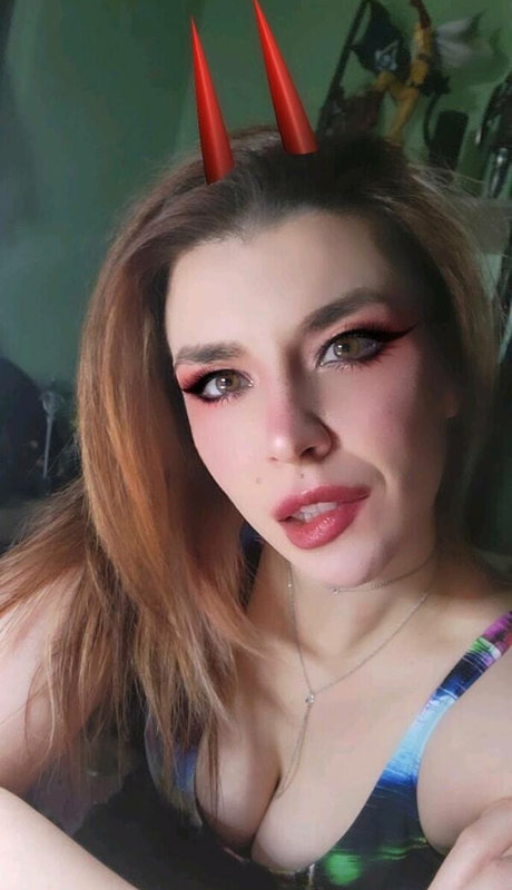 Kat Gunn free star galleries