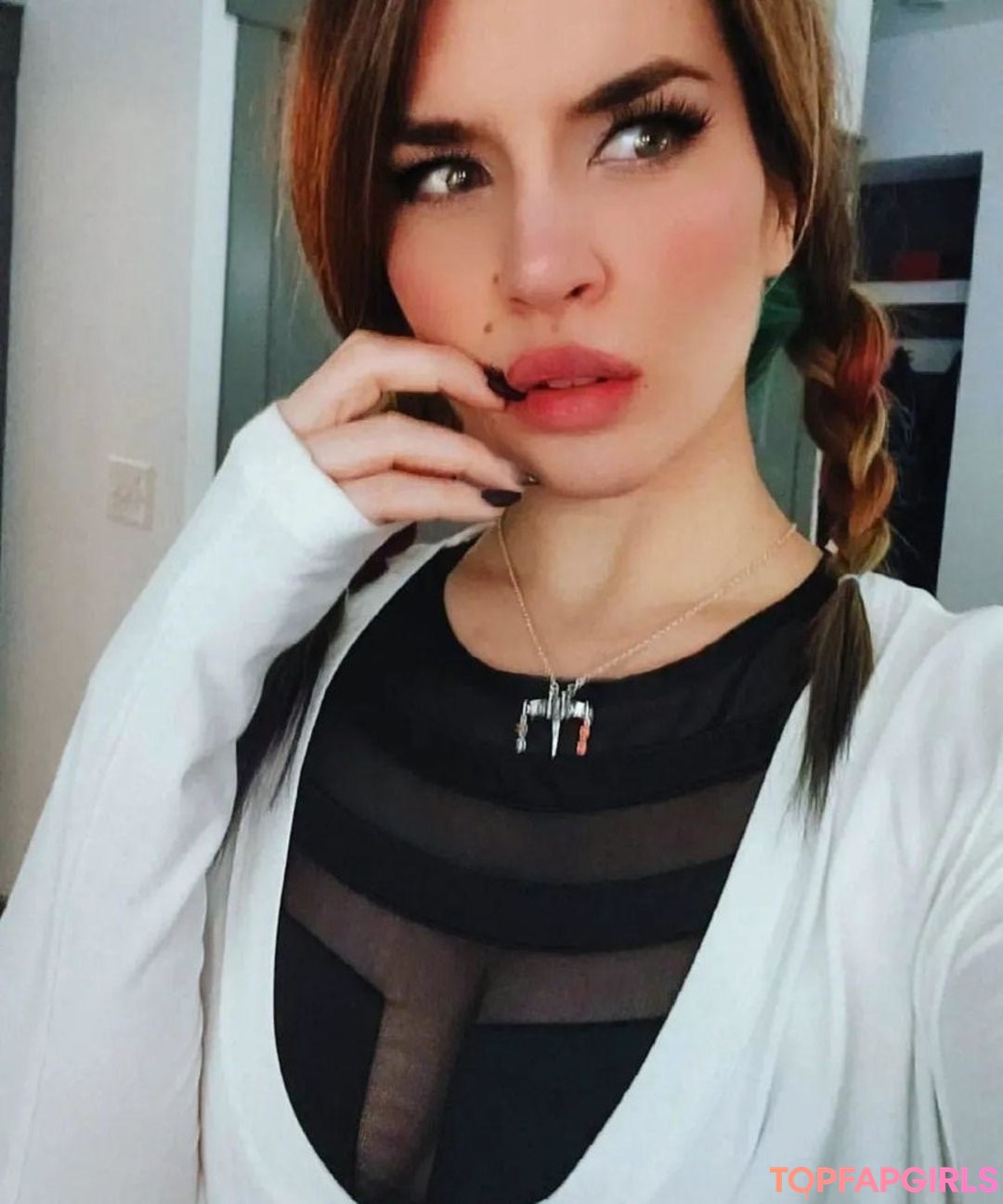 Kat Gunn sex actress photos