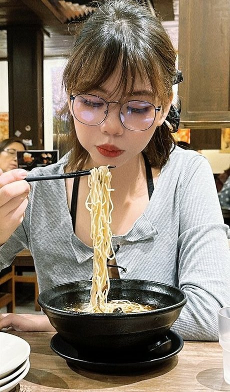 Risanomsyu star top picture