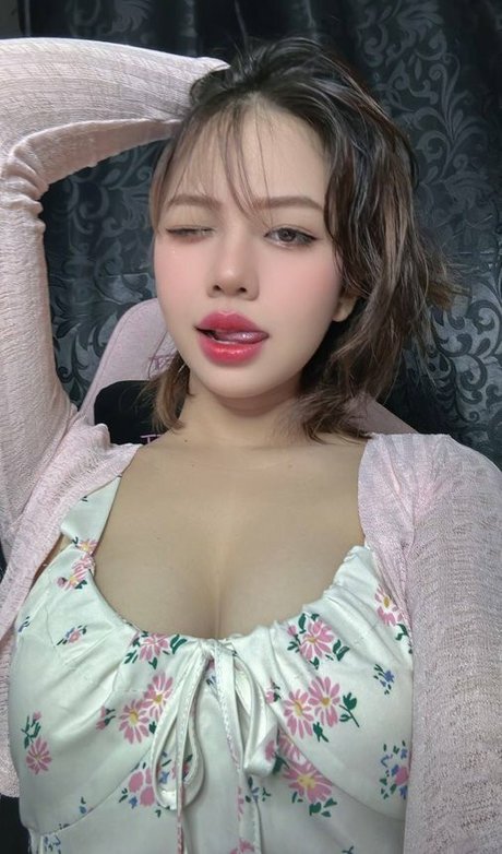 Risanomsyu naked pornstar gallery