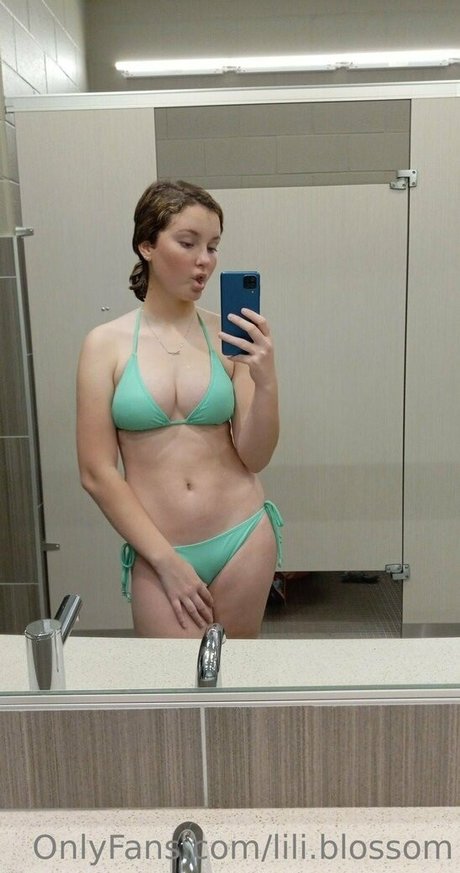 lili blossom adult actress archive