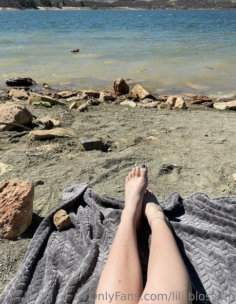 lili blossom nude pornstar pic