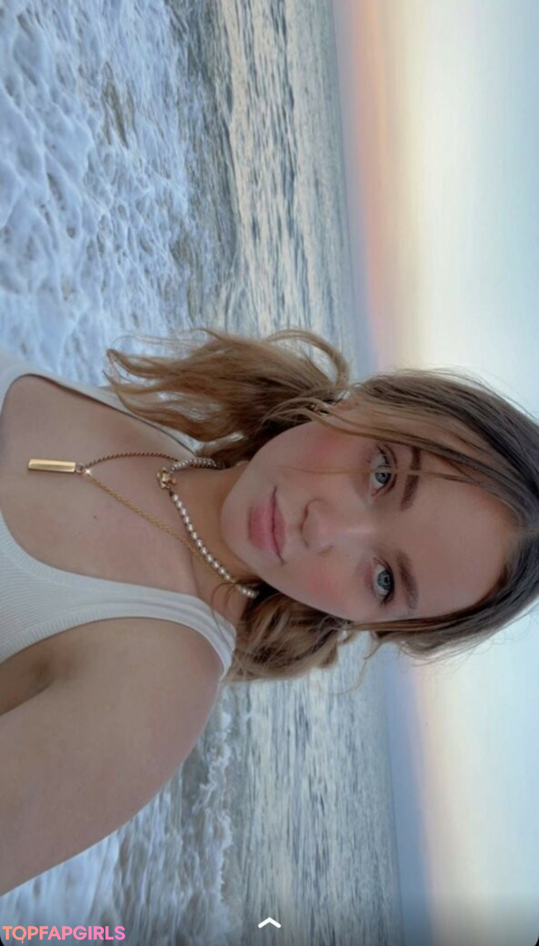 Alyssa Mckay naked star pics