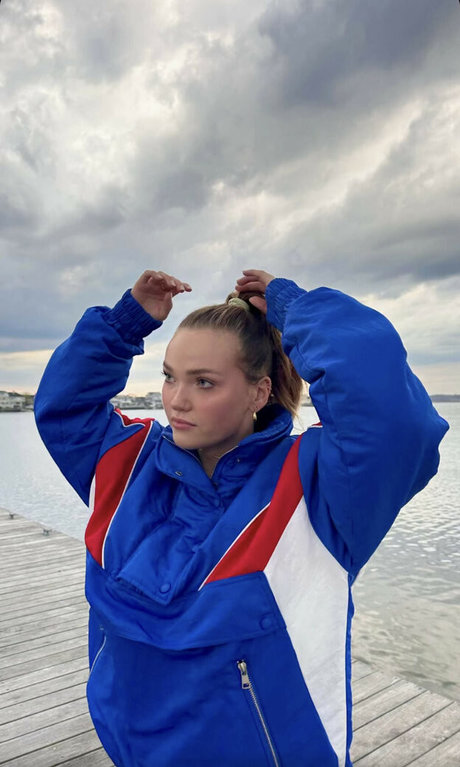 Alyssa Mckay pornstar pretty img