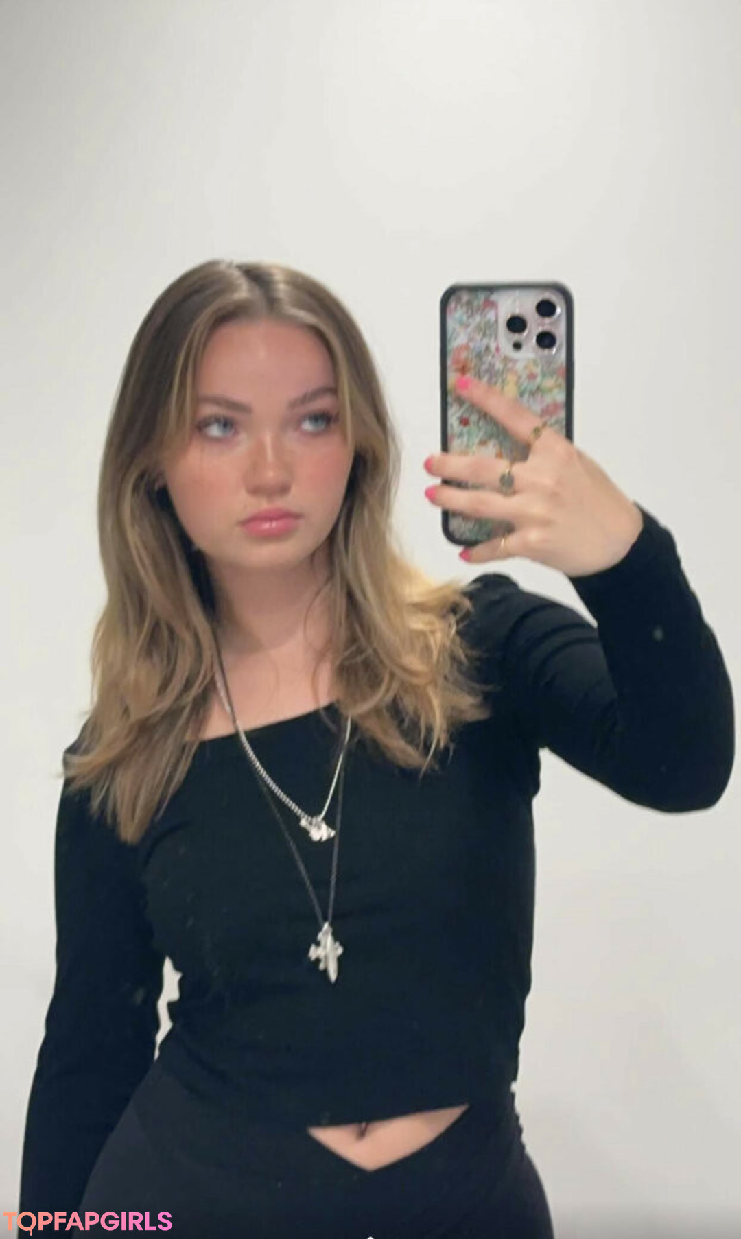 local onlyfans naked image