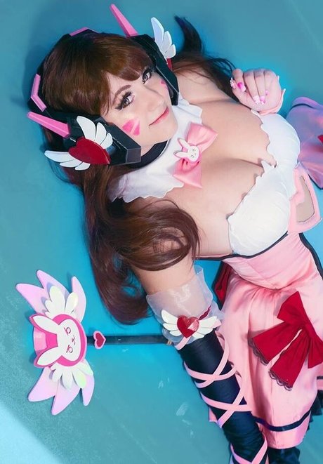 Renata Melo nudes model images