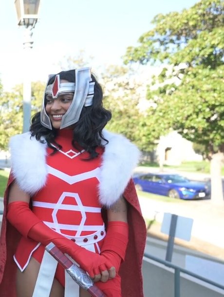 Sydeon exclusive actress pictures