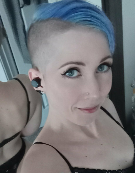 Ikuy best actress gallery