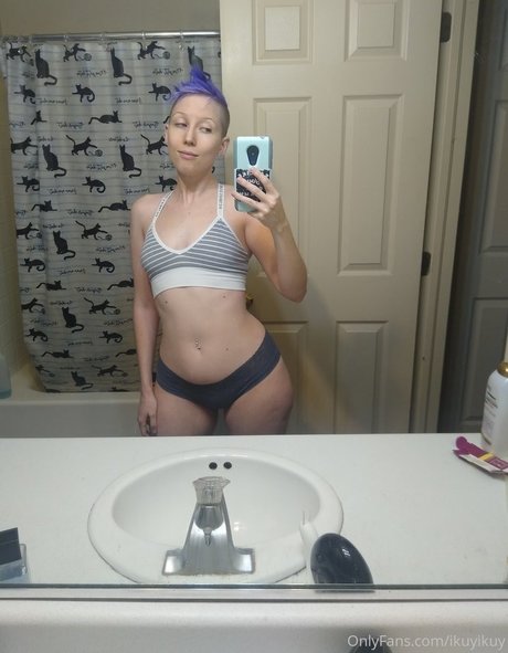 Ikuy top model images