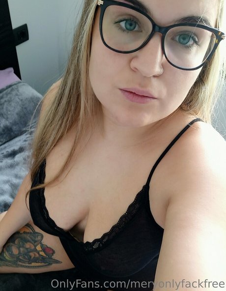 meryonlyfackfree erotic actress galleries