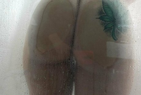 meryonlyfackfree erotic pornstar picture