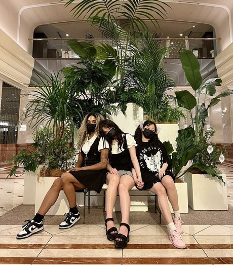 Starsmitten star xxx image