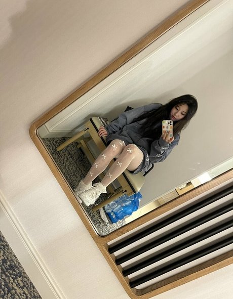 Starsmitten hd model pic