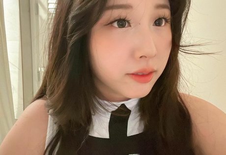 Starsmitten erotic model archive