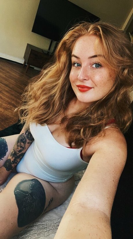 LittleRed x star free pictures