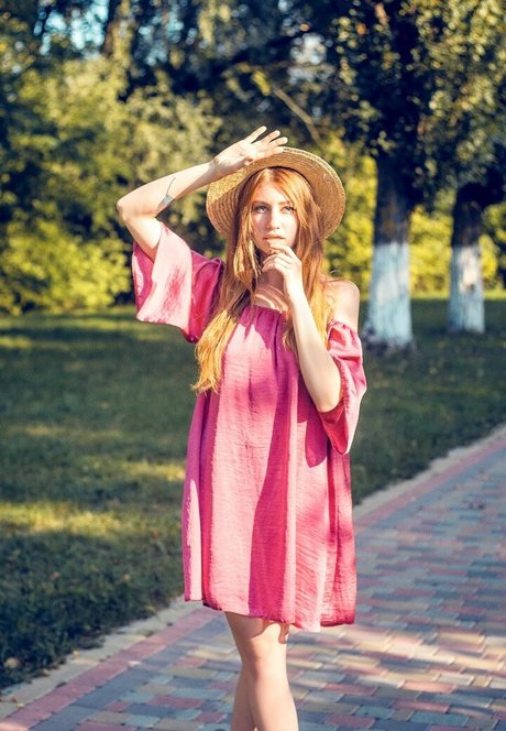 Umbird pornstar erotic picture