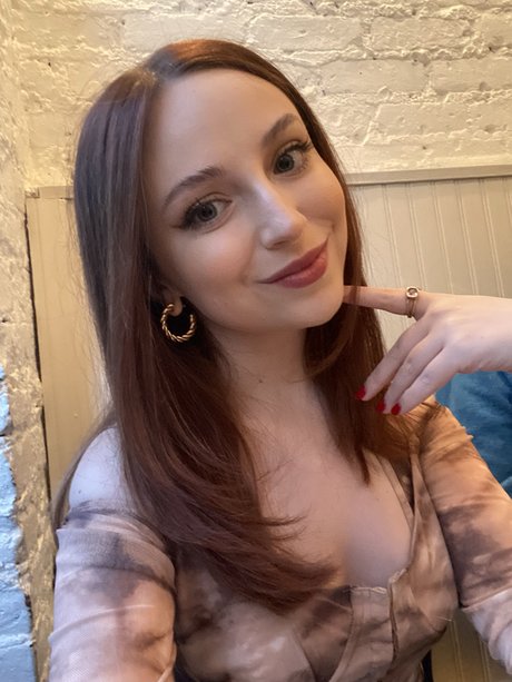 Ellie Schnitt pornographic actress galleries