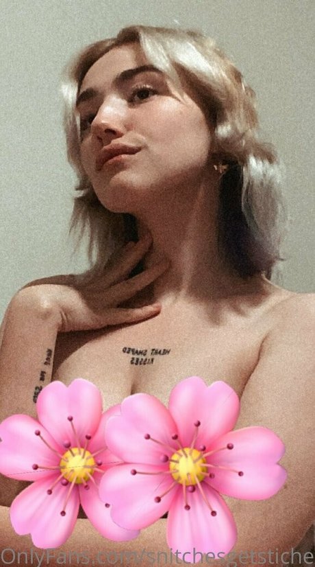 snitchesgetstiches model sex image