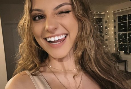 Hannah Montoya top pornstar gallery