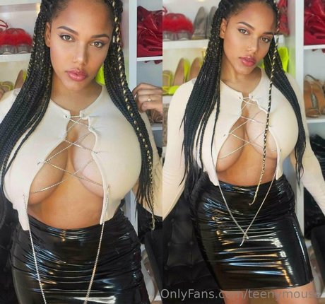 TeenyMouse nude star images