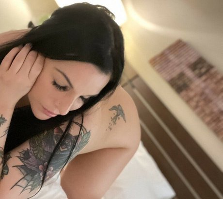 Alicia Costello free actress pics