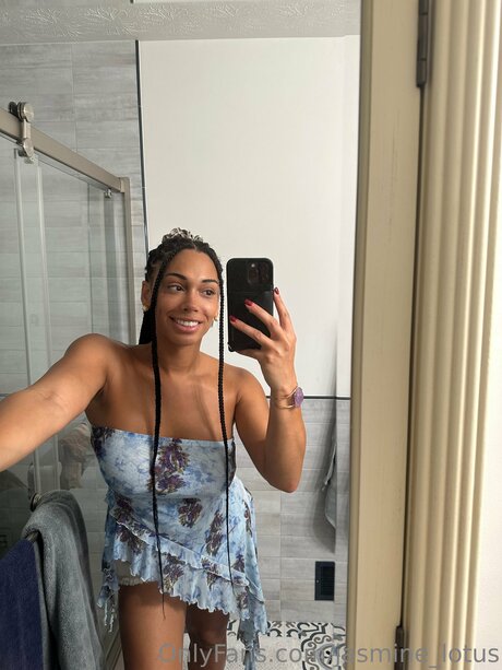 Jasmine Lotus Quick photo