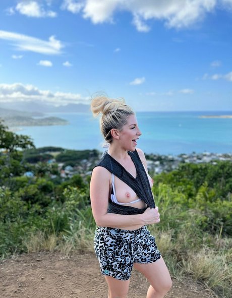 Ashley Fires erotic star galleries