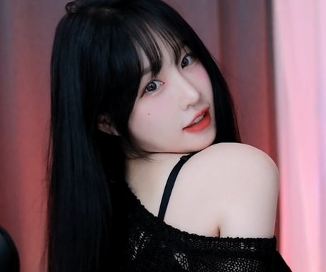 woohankyung nudes pornstar pics