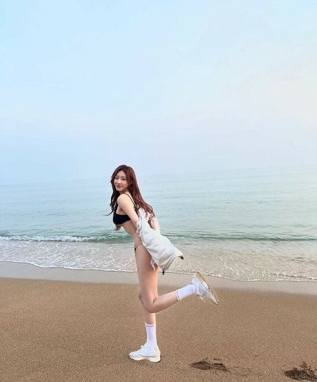 woohankyung hot star pictures