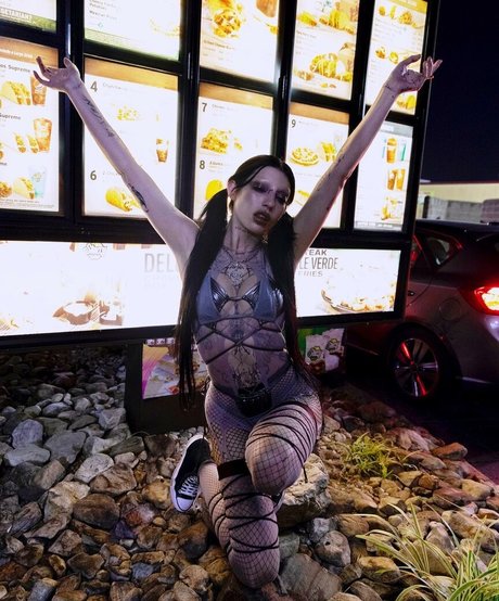 blonde babe onlyfans beautiful xxx pics