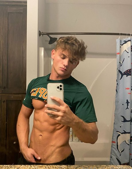 taylorsfree model pretty photo