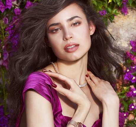 Sofia Carson beautiful actress pics