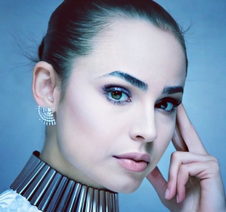 Sofia Carson free star pictures