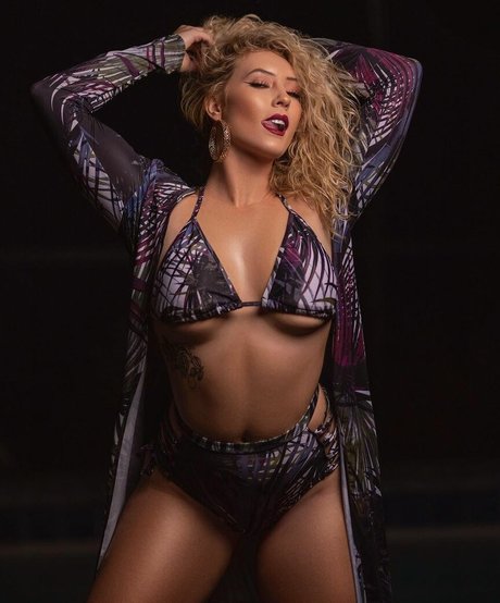 Nikkita Lyons adult star pic