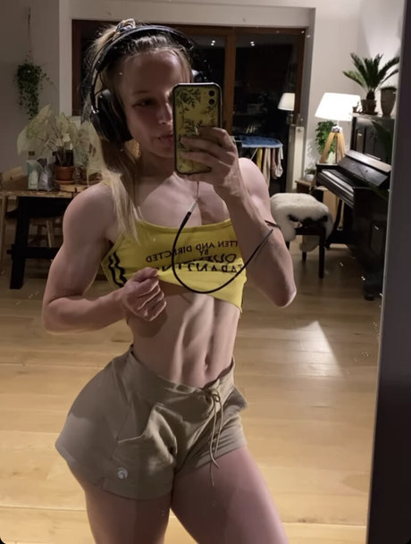 cougars onlyfans art naked pics