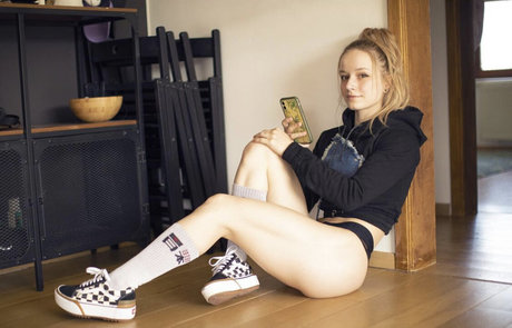 latina solo onlyfans adult archive